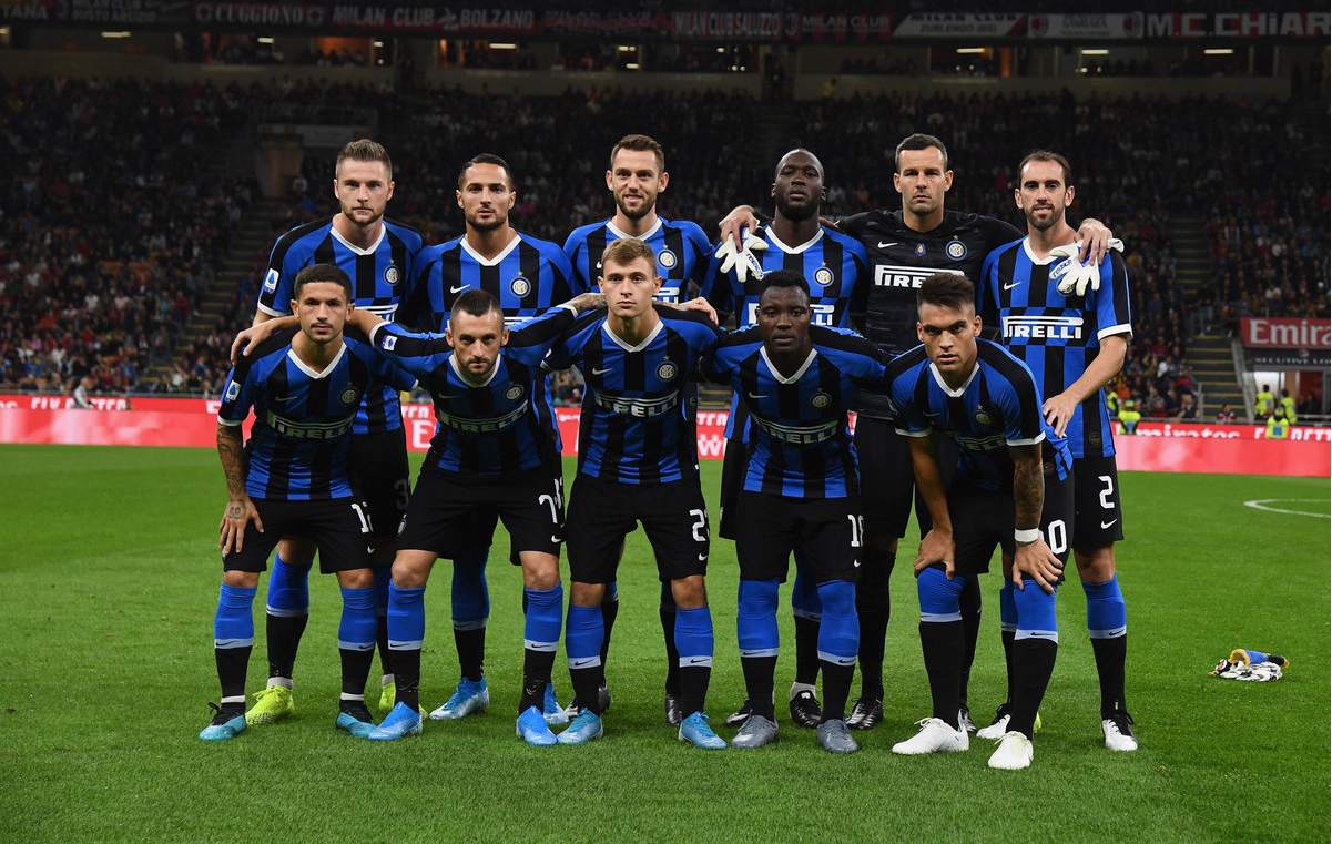 图片报：尤文和费内巴切想冬窗签磁卡，但球员不考虑提前离队