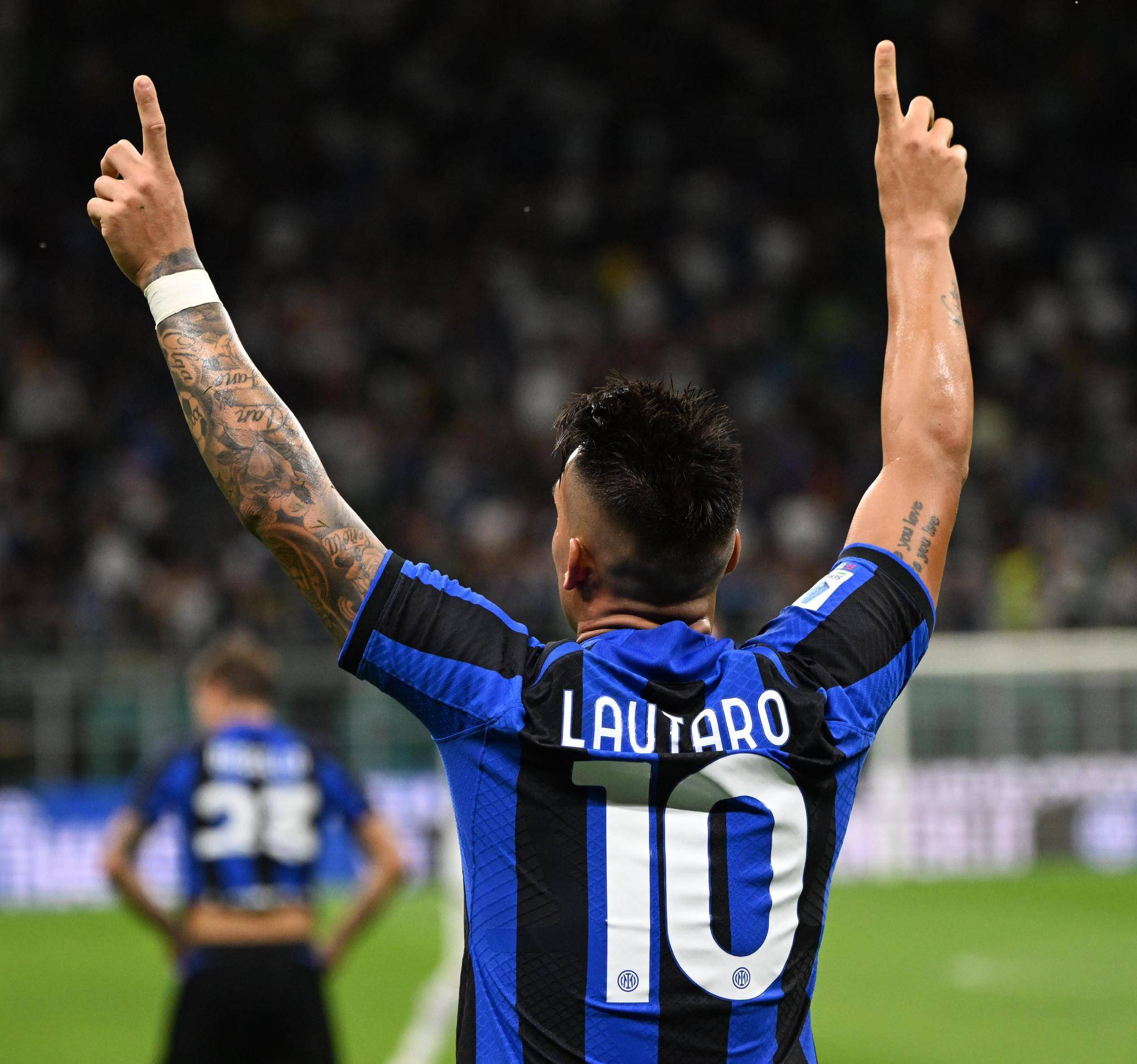 阿达尼：附加赛没比意大利更强的球队，但我们的水平令我担忧