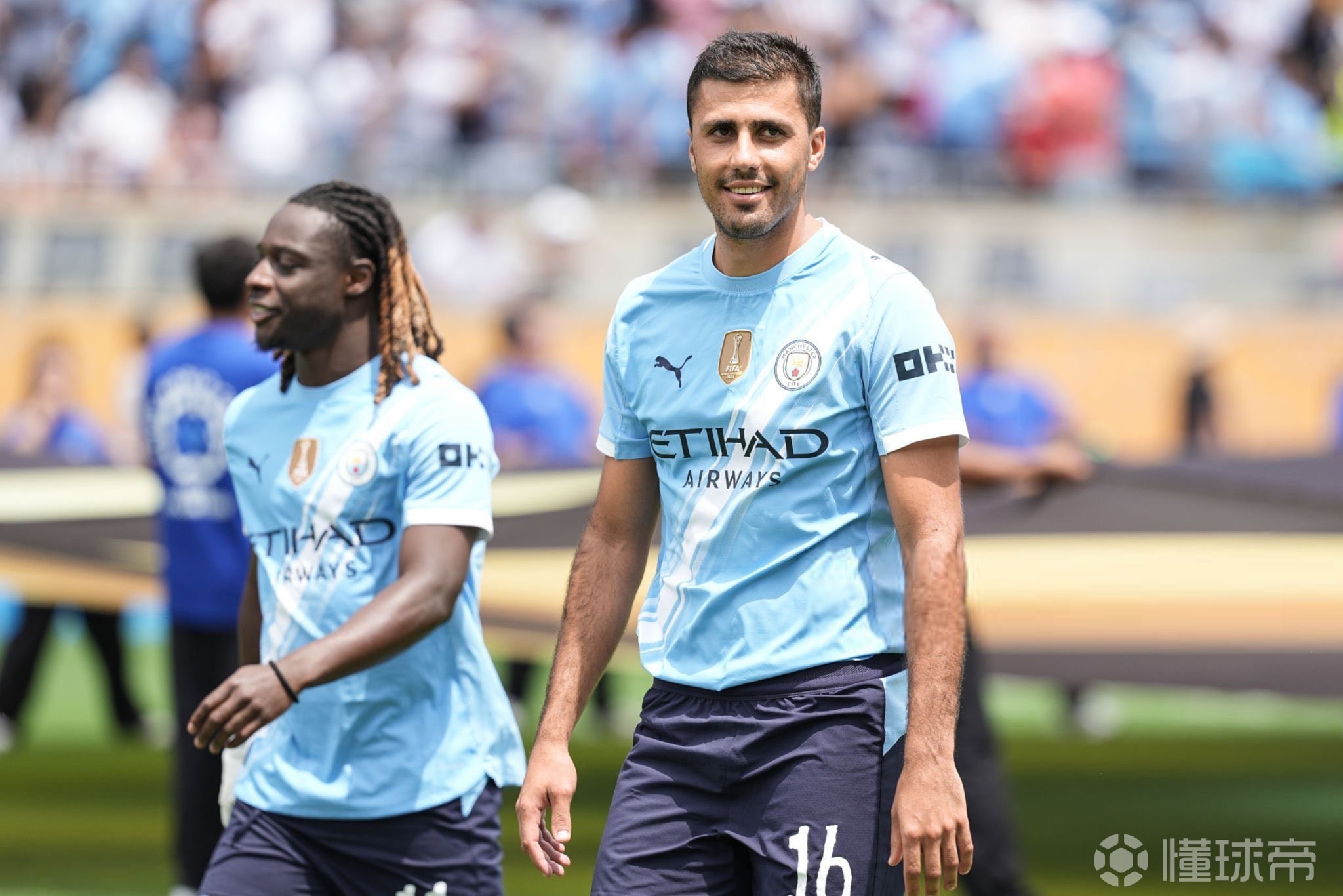 国足热身赛小胜沙特展现新阵容