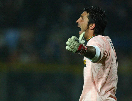 欧冠联赛淘汰赛精彩瞬间回顾