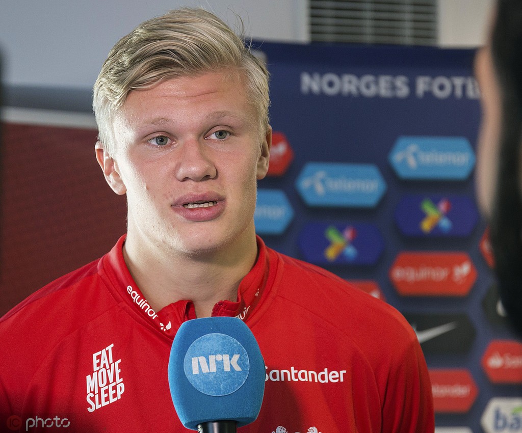 足球足球天才少年迎来国家队首秀，全场最佳