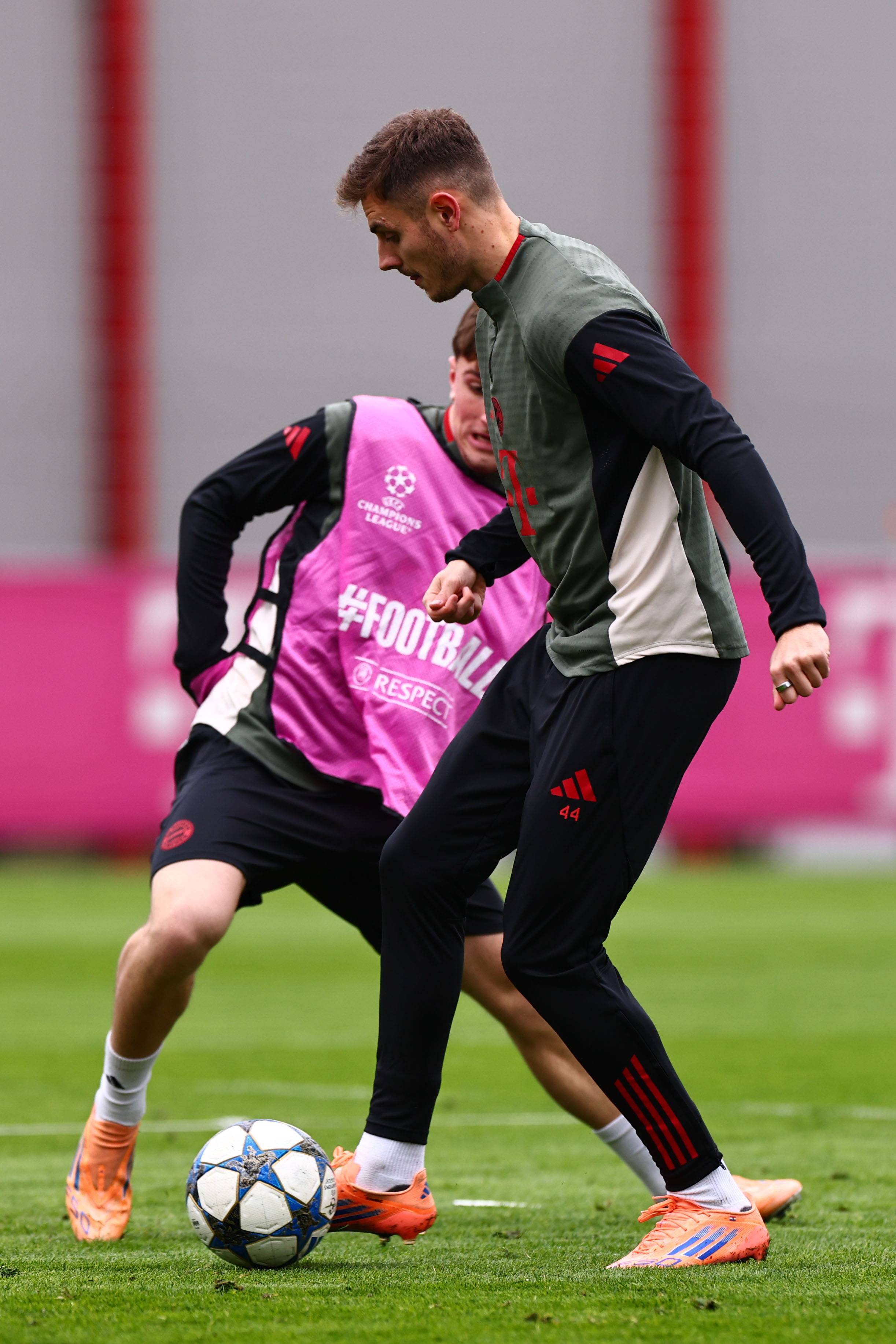 剑南春丨尤文0-0都灵，帕莱亚里多次扑救，小西蒙尼进球无效