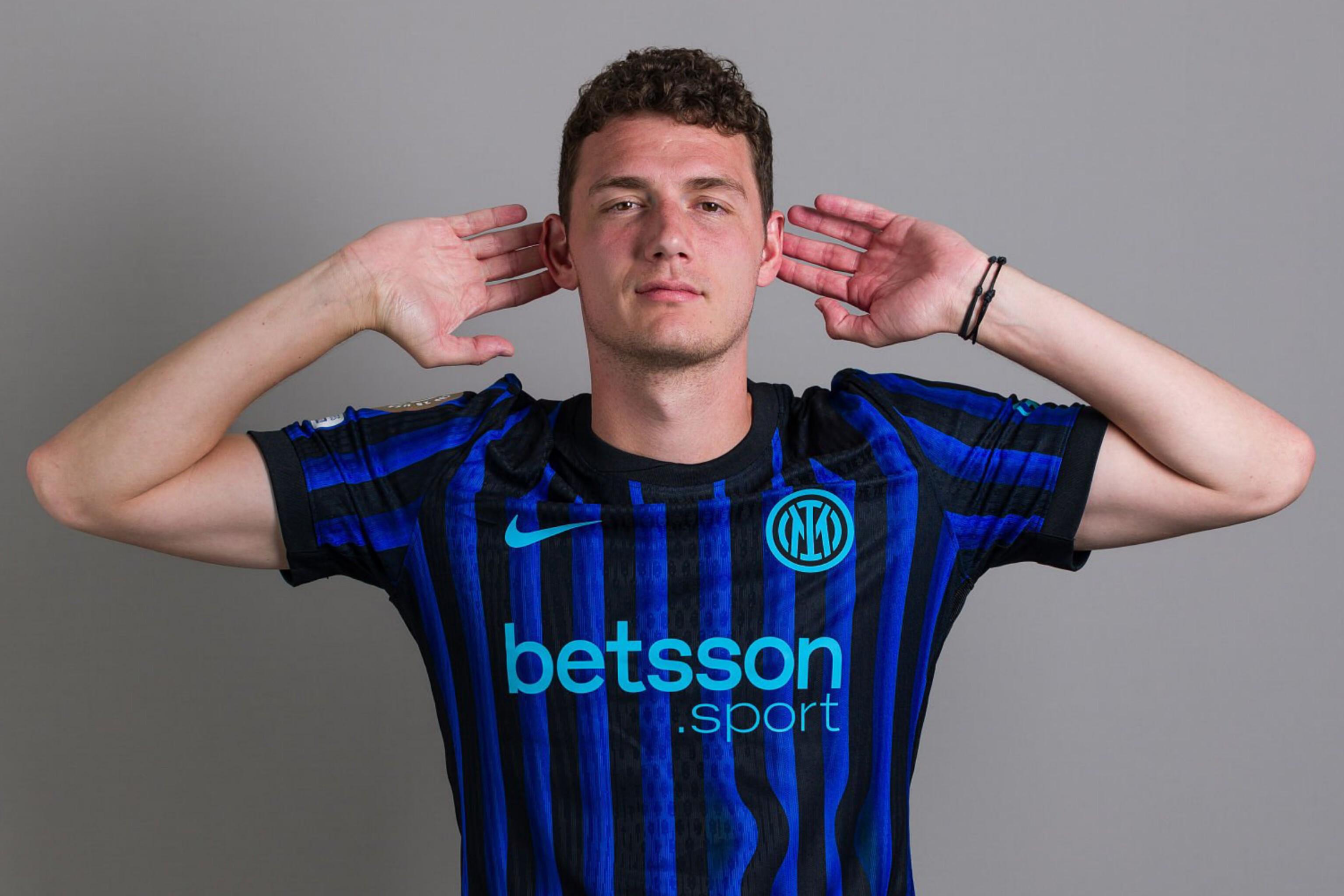 美记：多名高管认为马刺能为字母哥的交易提供理想报价