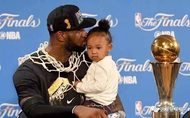 三月份现在为止，NBA每个位置最强10人，湖人三巨头均入选